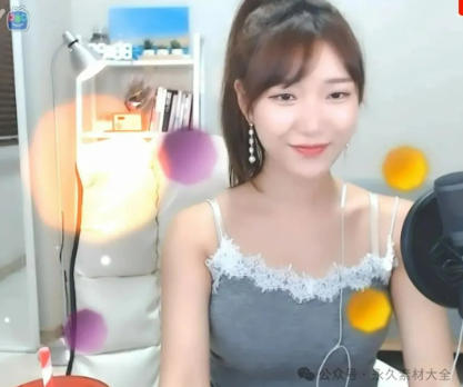 纯粹免费直播升级到v2.0.12啦，六大平台直播全聚合，免登陆还没广告，频道切换